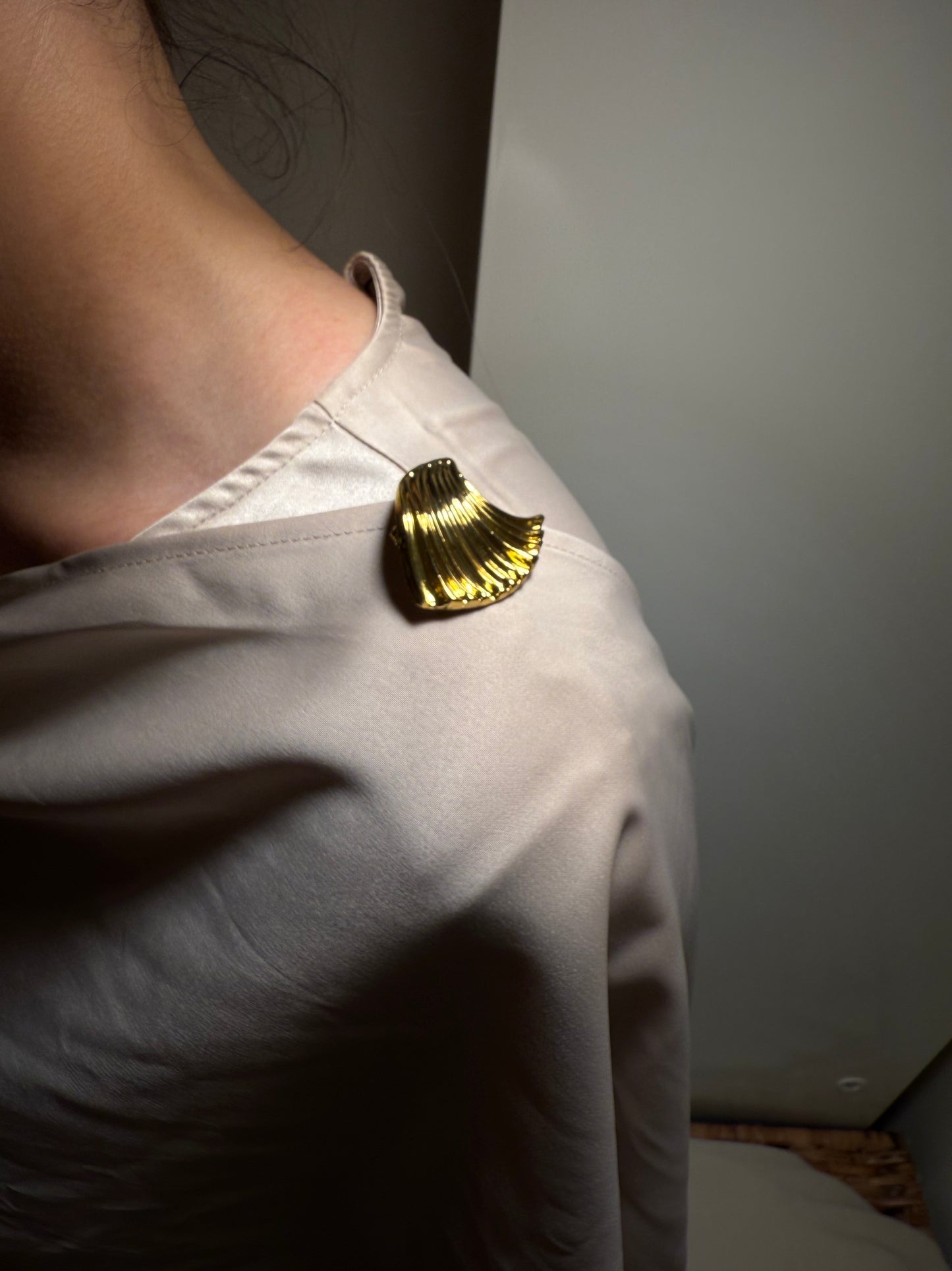 Robe simple à broche