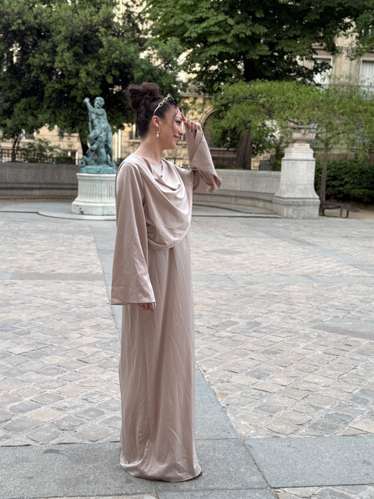 Robe simple à broche